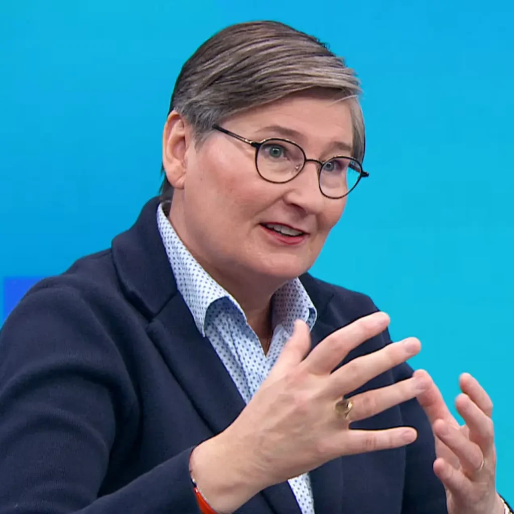 Tiina Helenius aviopuoliso